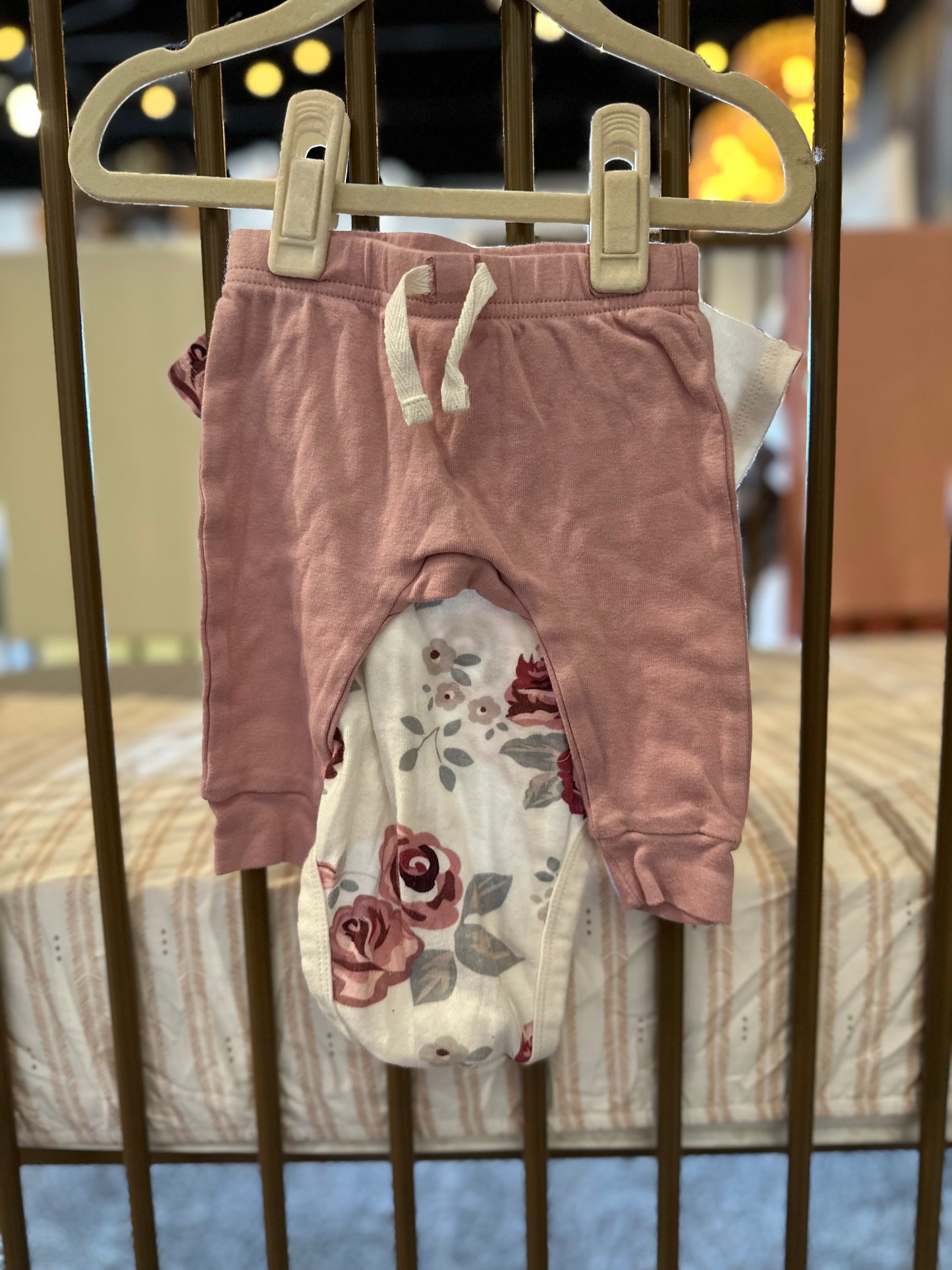 Modern Moments Pink Rose 2-piece Outfit