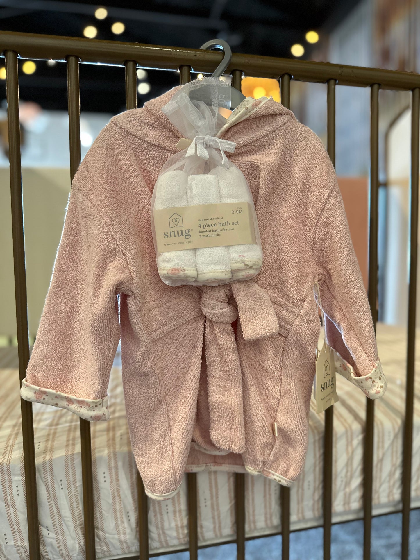 Snug Pink 4-piece Bath Set