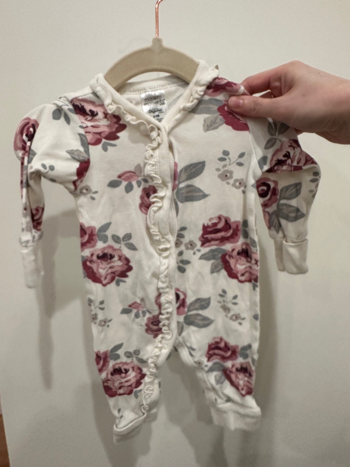 Modern Moments Ruffle Red Rose Sleeper