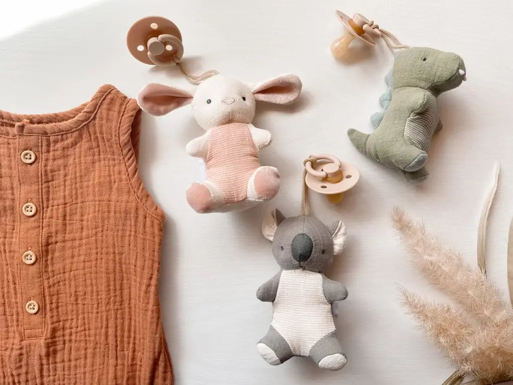 Bitzy Pal Natural Rubber Paci and Stuffed Animal