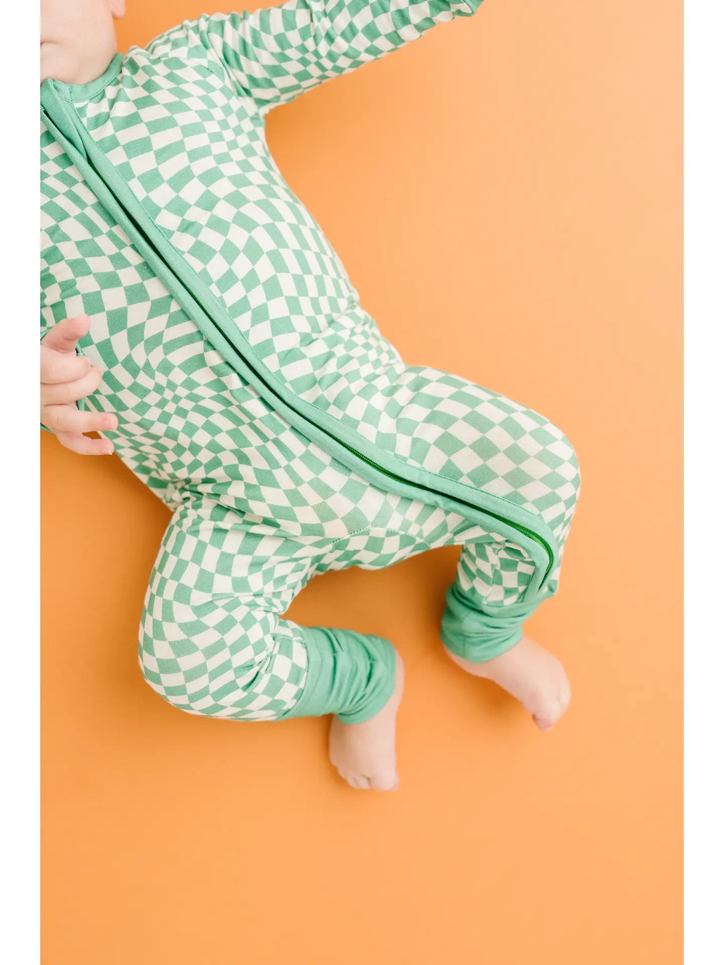 Green Wavy Checkered Bamboo Sleeper