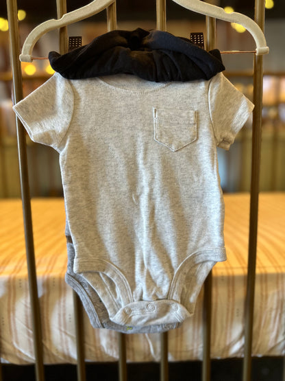 A Dinos World 3-piece Outfit