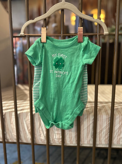 Bundles Baby Place St.Patrick's Day 2-piece