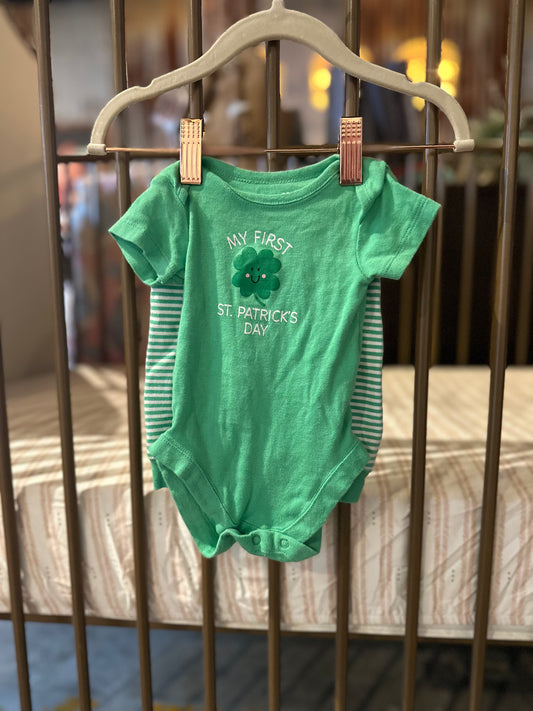 Bundles Baby Place St.Patrick's Day 2-piece