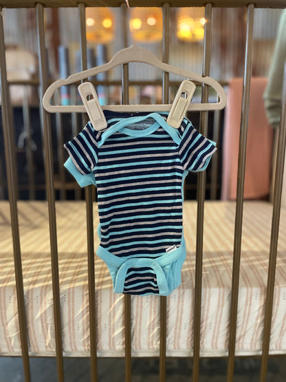 Gerber's "Bear Hug" 2-piece Onesies