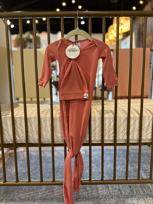 Copper Pearl Pink Ribbed Gown with Hat