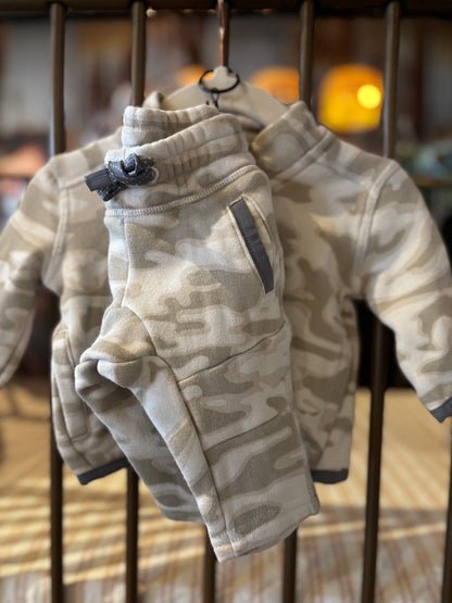 GapFit Baby Fit Tech Camo Sweat Set