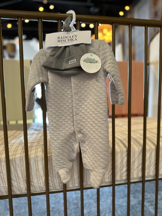 Badgley Mischka Gray Sleeper + Hat