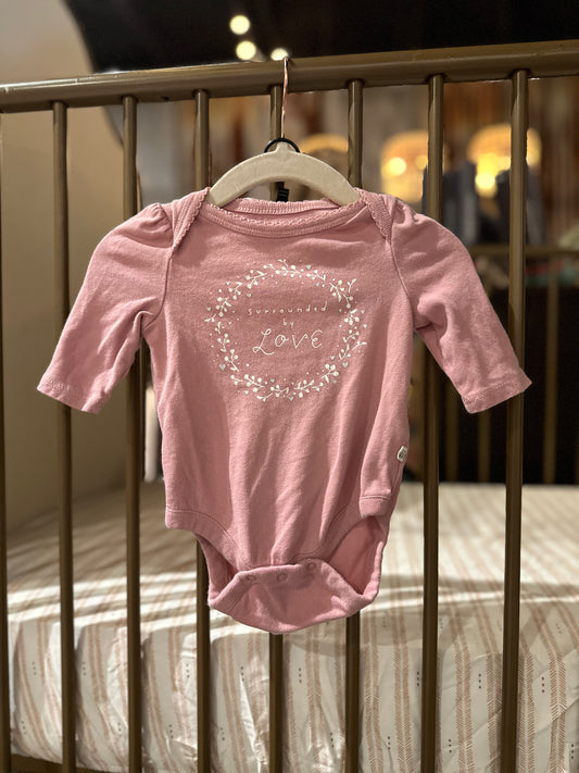 Baby Gap "Surrounded by Love" 2-piece outfit