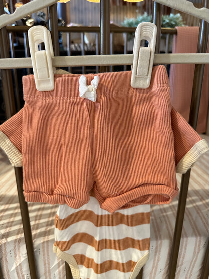 Liam & James  Lion 2-piece Outfit