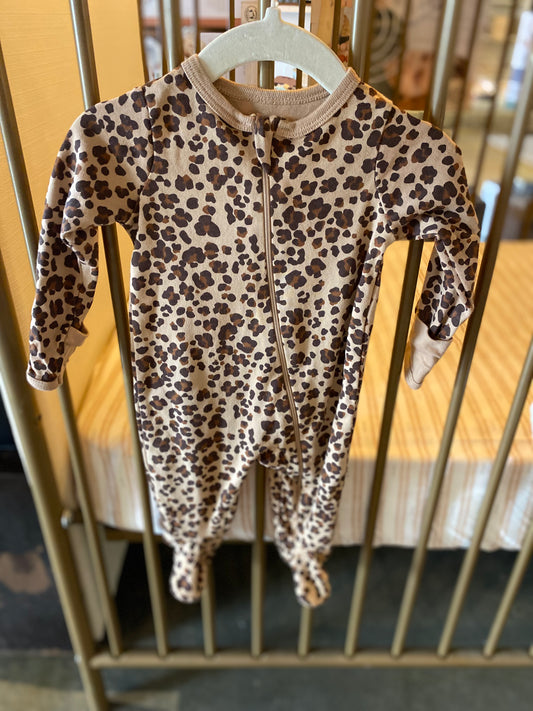 Wonder Nation leopard Sleeper
